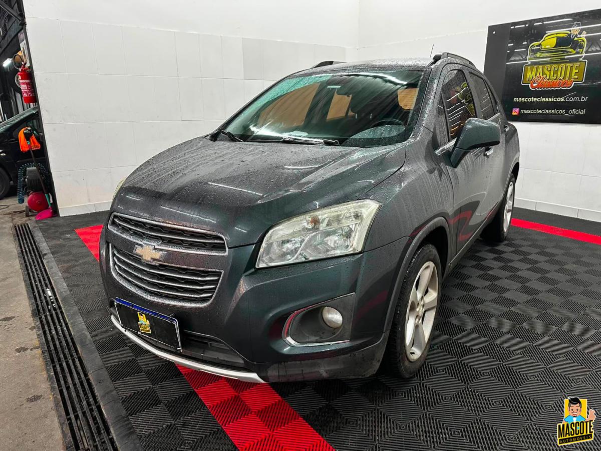 Modelo TRACKER LTZ 1.8